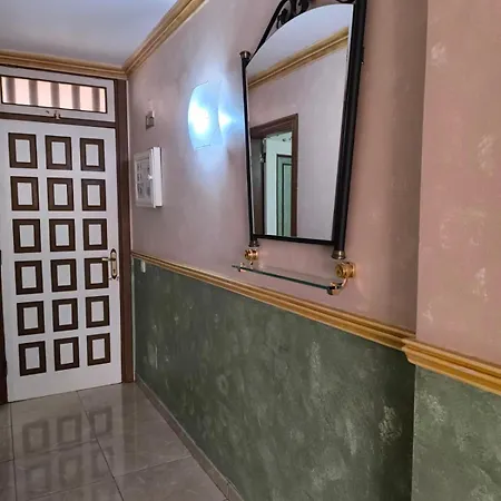 Apartment Parque Royal 1 *
